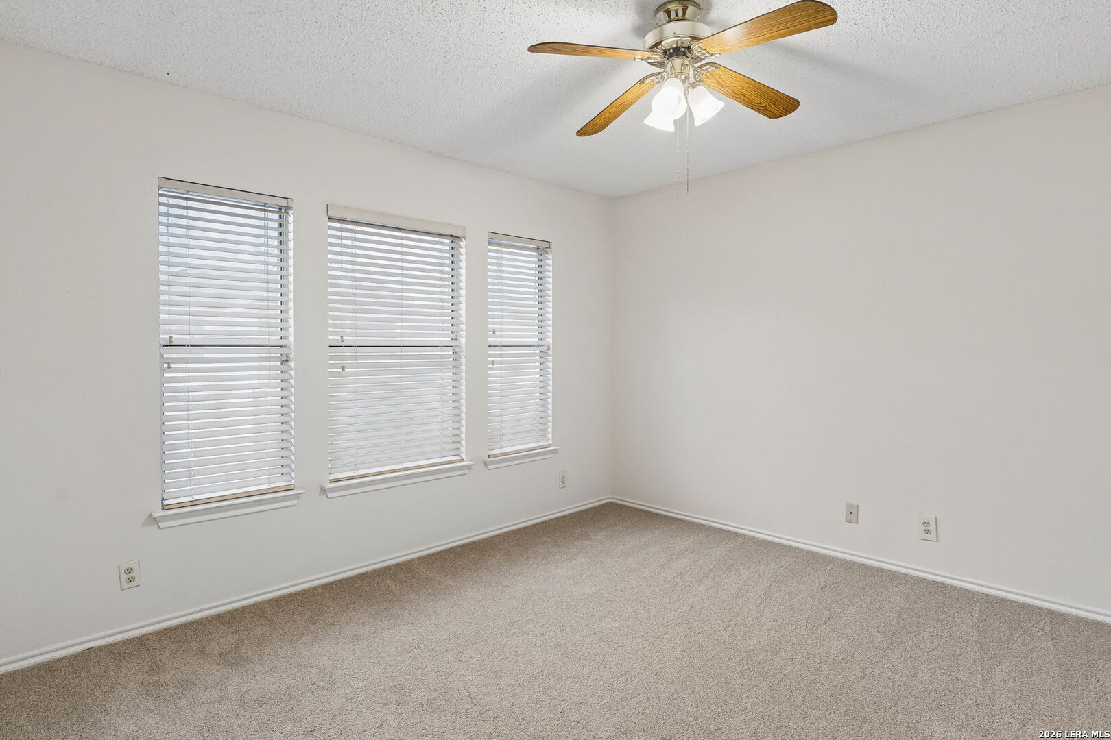 5022 Kenton View San Antonio TX 78240