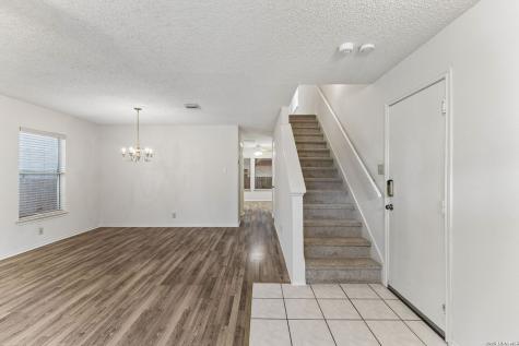 5022 Kenton View San Antonio TX 78240