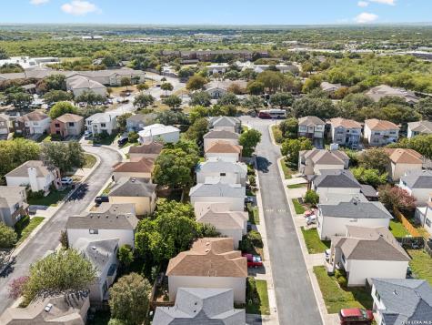 5022 Kenton View San Antonio TX 78240