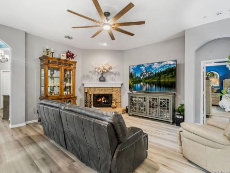 9803 Selbourne Lane San Antonio TX 78251
