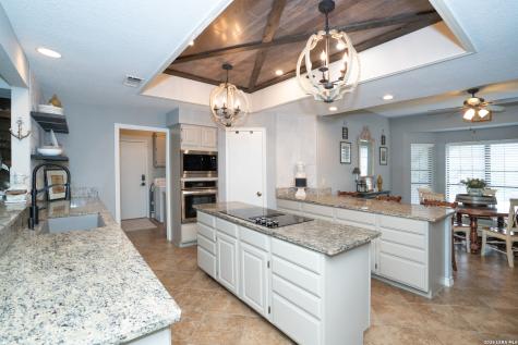 27301 Autumn Glen Boerne TX 78006