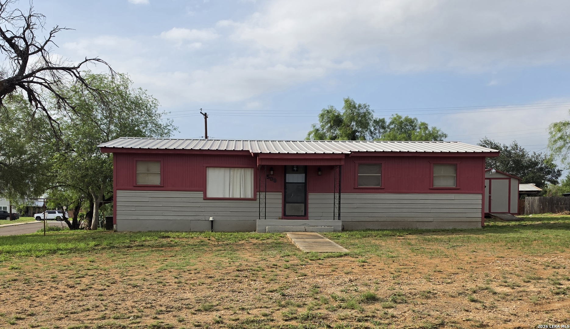 508 Nueces Cotulla TX 78014