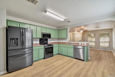 1030 Birdsong Lane New Braunfels TX 78130