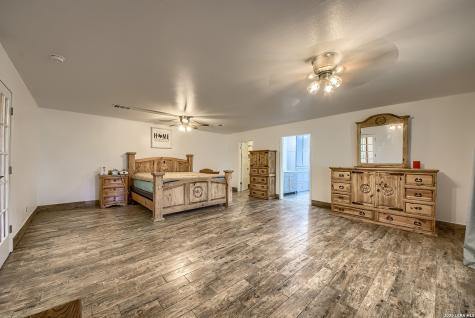 559 S Hatfield Street San Antonio TX 78227