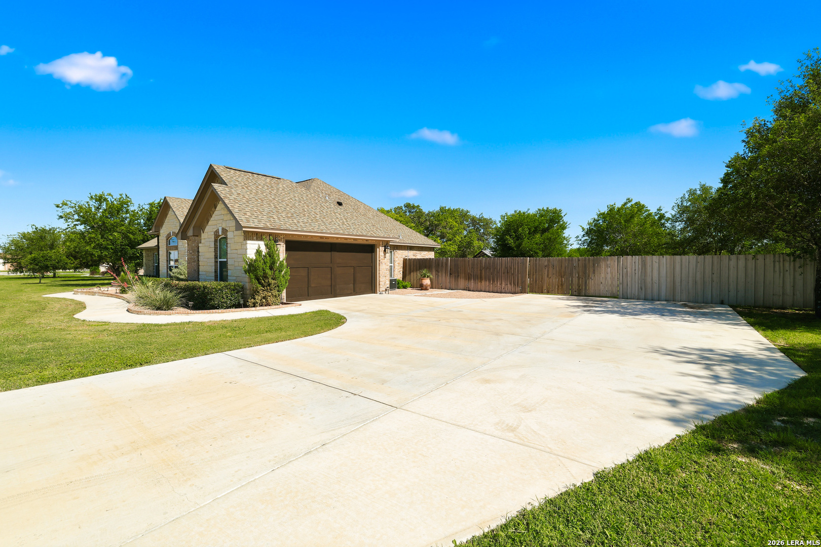 529 Double Gate Castroville TX 78009
