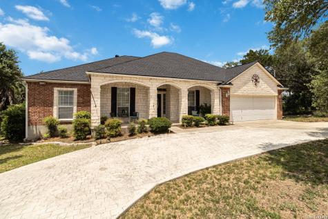 573 Mountain Oaks Drive Canyon Lake TX 78133