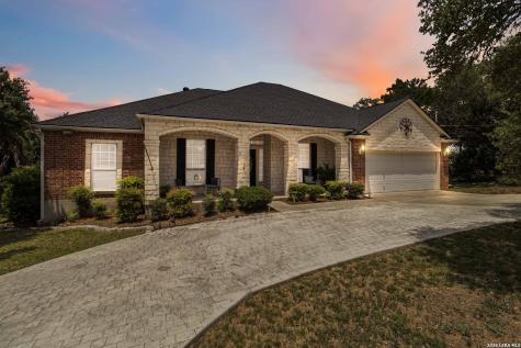 573 Mountain Oaks Drive Canyon Lake TX 78133