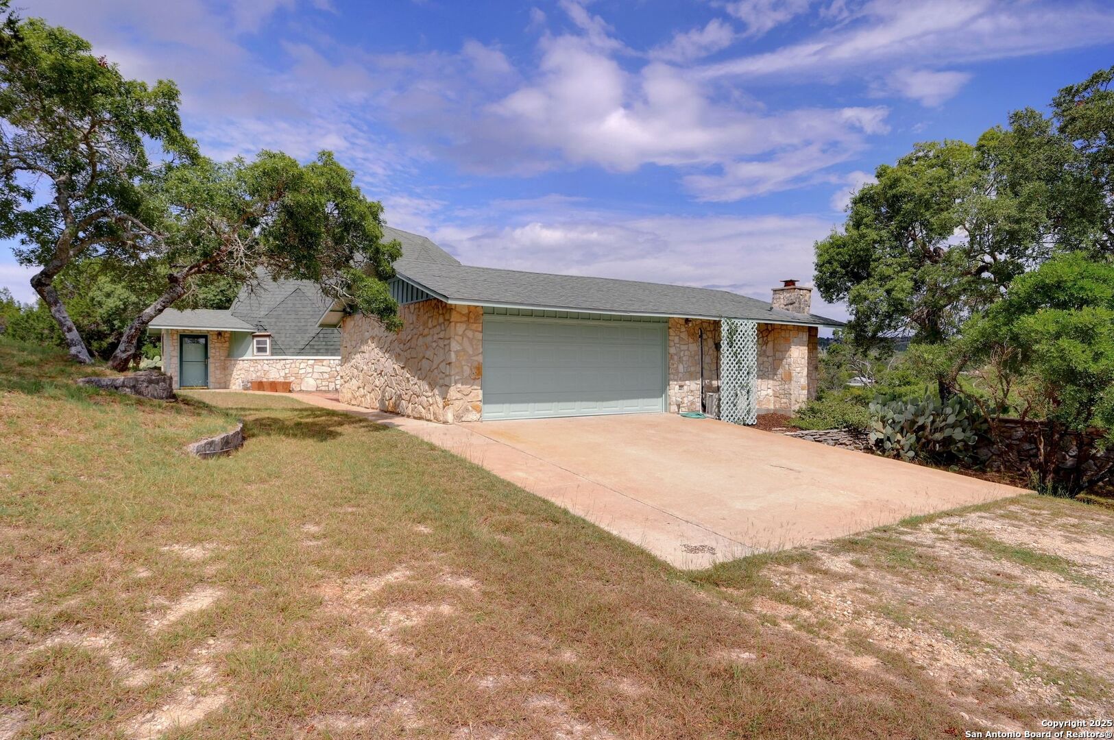 448 Red Rock Road Blanco TX 78606