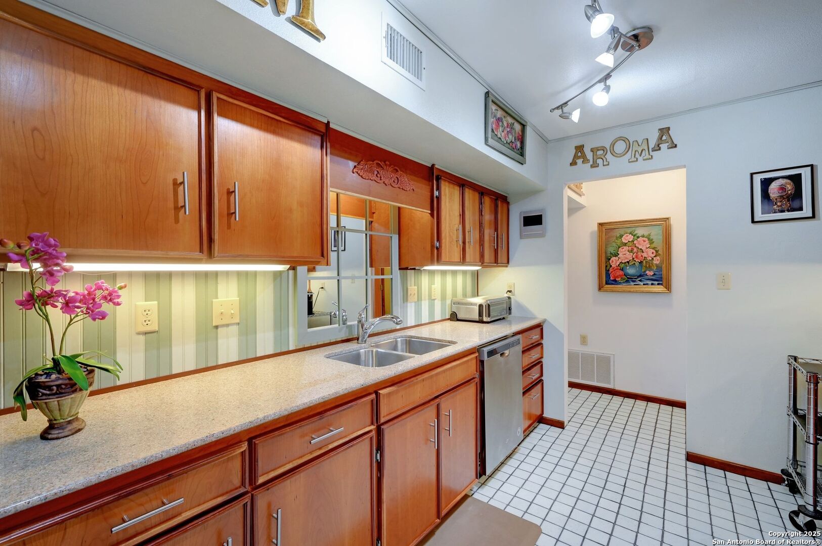 448 Red Rock Road Blanco TX 78606