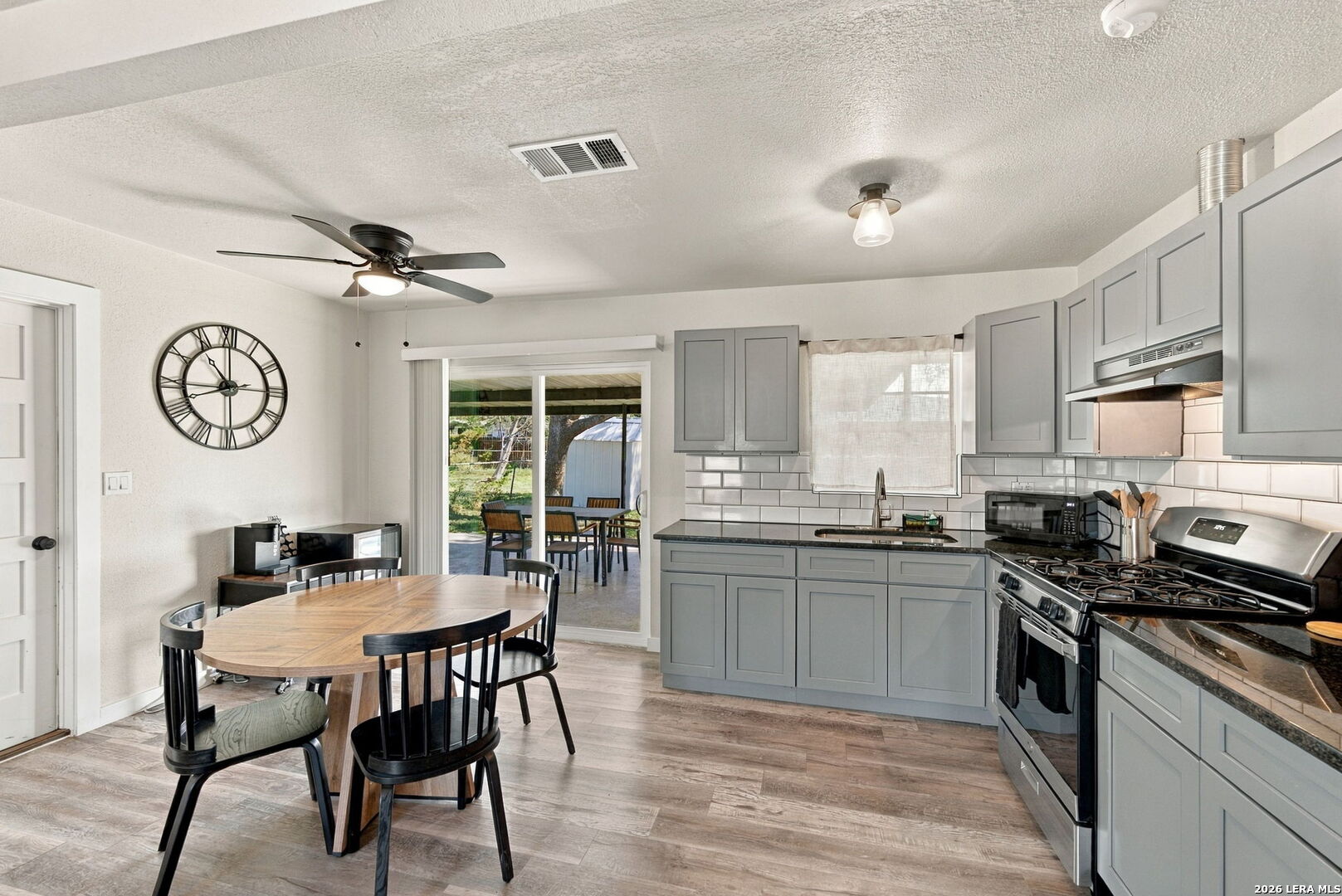 4806 Castle Bridge San Antonio TX 78218