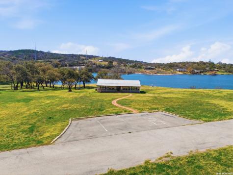 18617 State Highway 29 Buchanan Dam TX 78609