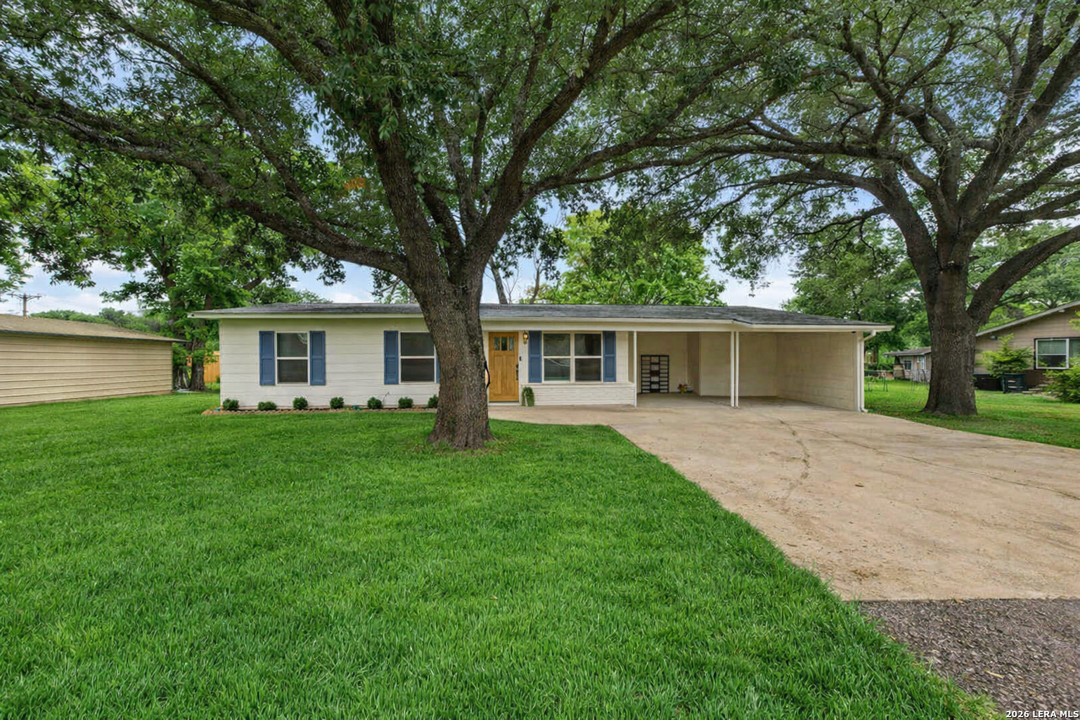 213 Lower Lacoste Road Castroville TX 78009