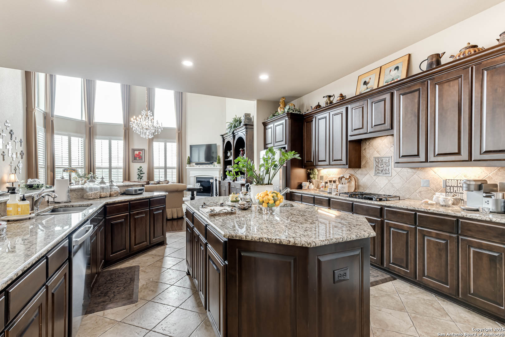 18210 Branson Falls San Antonio TX 78255
