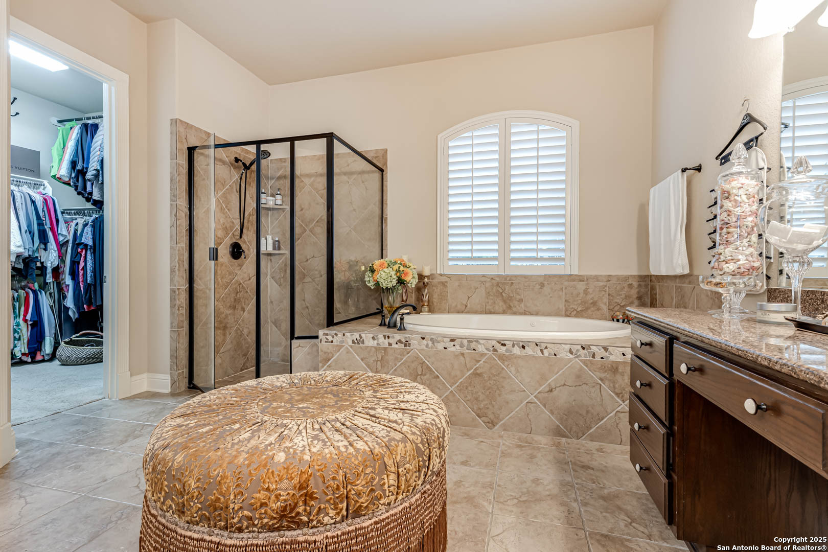 18210 Branson Falls San Antonio TX 78255