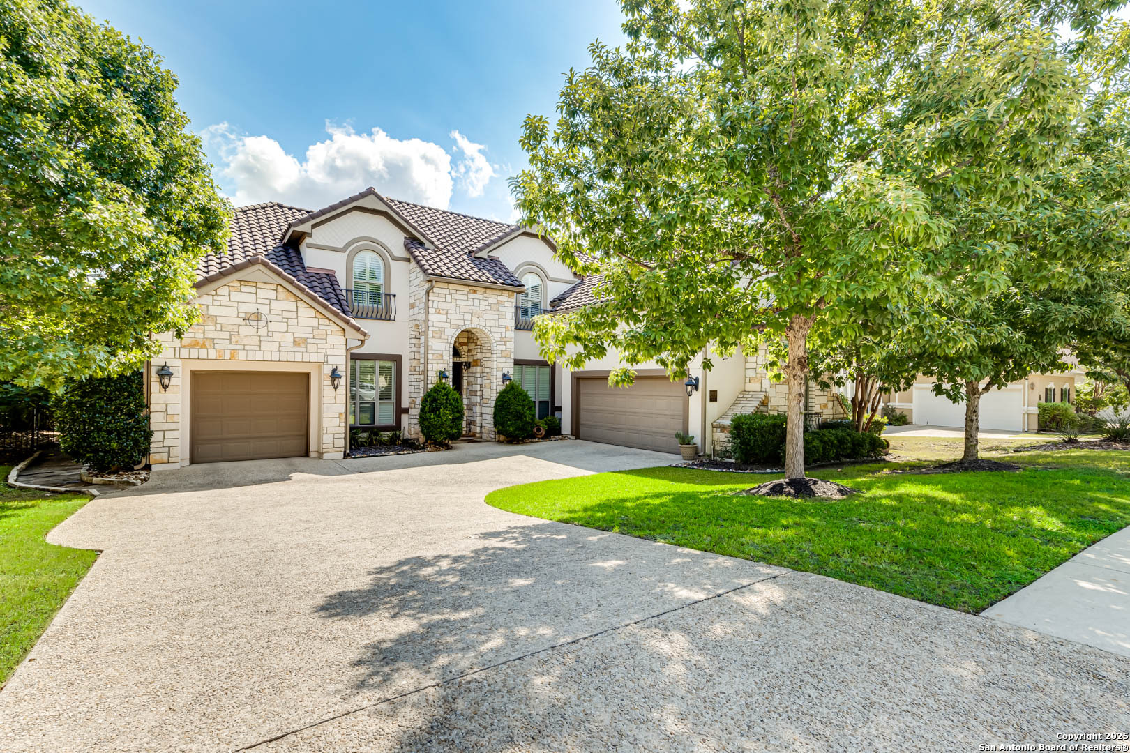 18210 Branson Falls San Antonio TX 78255