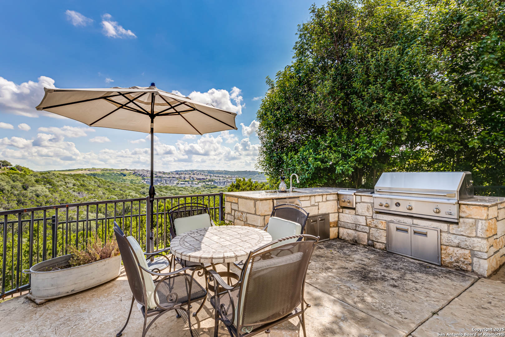 18210 Branson Falls San Antonio TX 78255