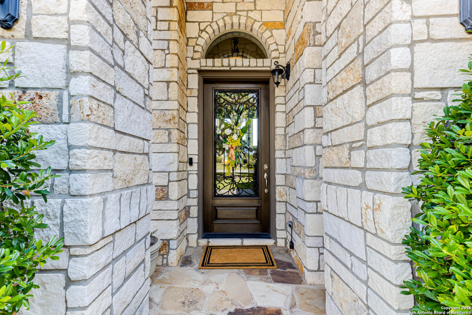 18210 Branson Falls San Antonio TX 78255