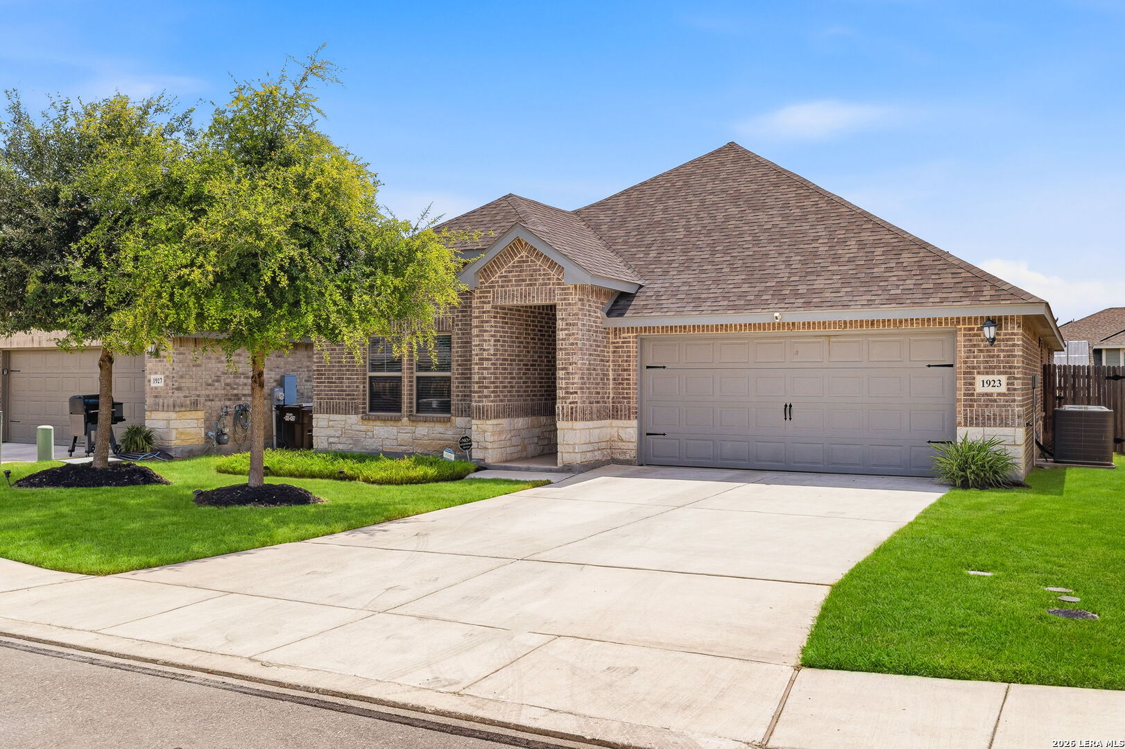 1923 Aleus Lane San Antonio TX 78245