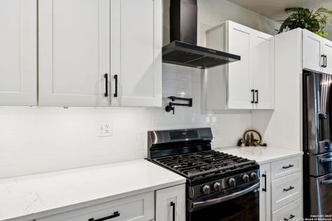 177 E Short Meadow Drive Lytle TX 78052