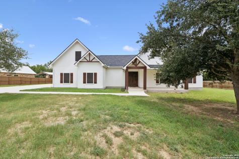 177 E Short Meadow Drive Lytle TX 78052