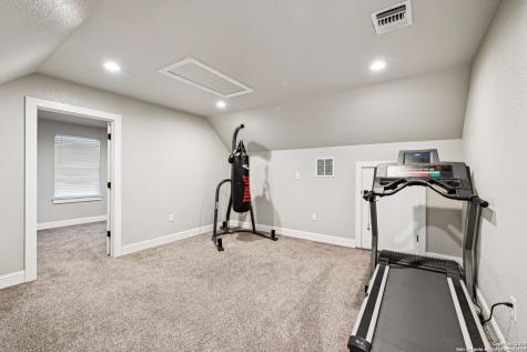 177 E Short Meadow Drive Lytle TX 78052