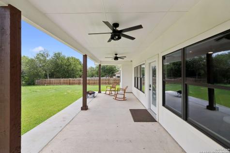 177 E Short Meadow Drive Lytle TX 78052