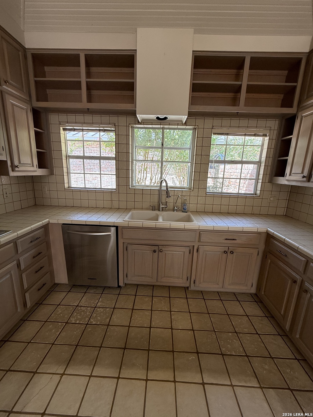 97 Campden Circle San Antonio TX 78218