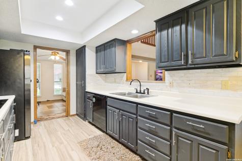 4518 Meredith Woods Street San Antonio TX 78249