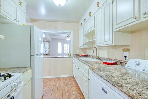 323 Hatcher Avenue San Antonio TX 78223