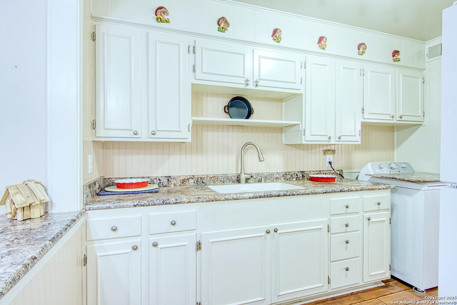 323 Hatcher Avenue San Antonio TX 78223
