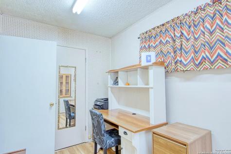323 Hatcher Avenue San Antonio TX 78223