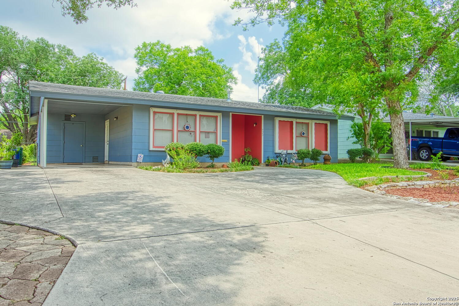 323 Hatcher Avenue San Antonio TX 78223