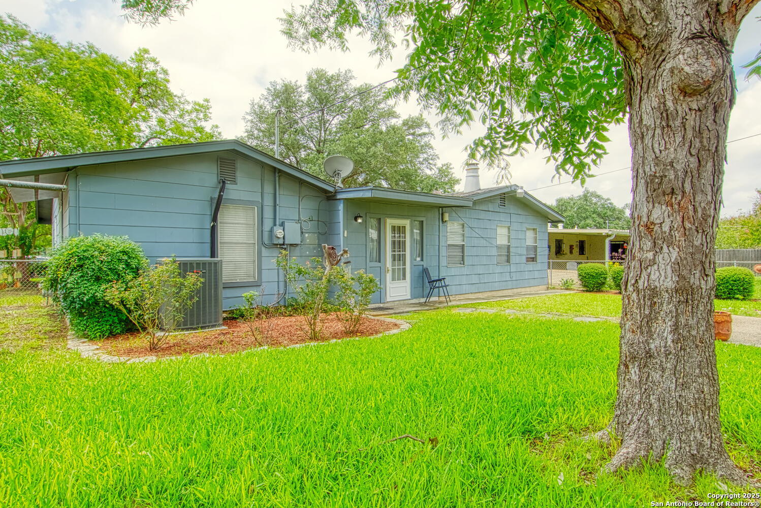 323 Hatcher Avenue San Antonio TX 78223