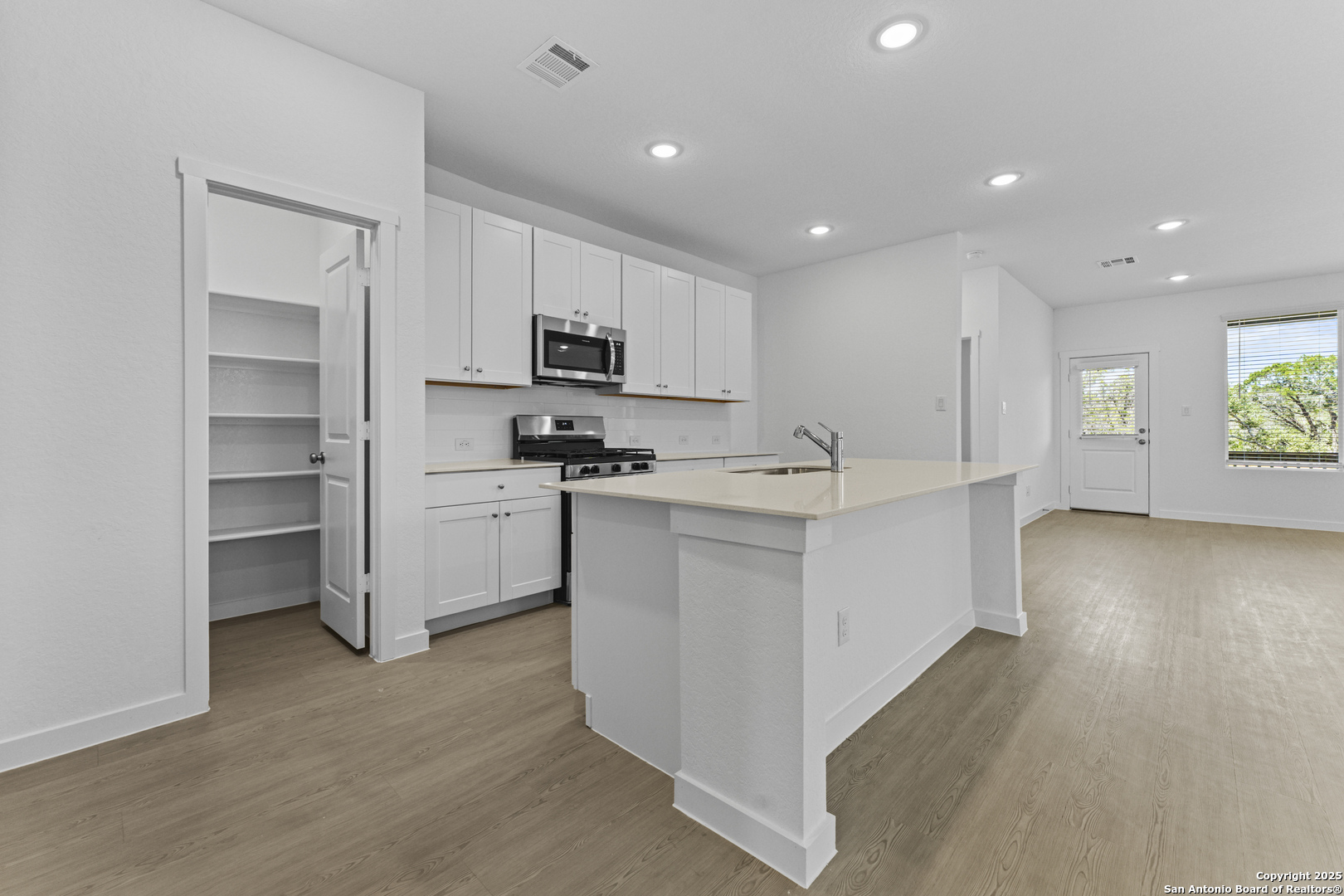 14819 Taradeau San Antonio TX 78254