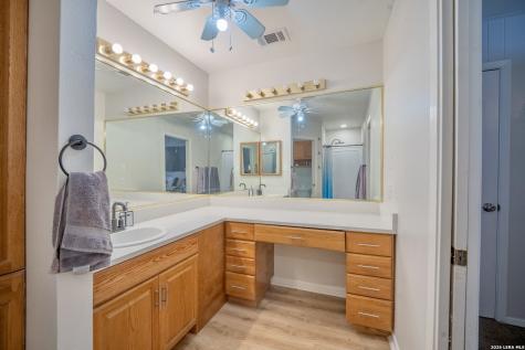 226 Edge Avenue San Antonio TX 78223