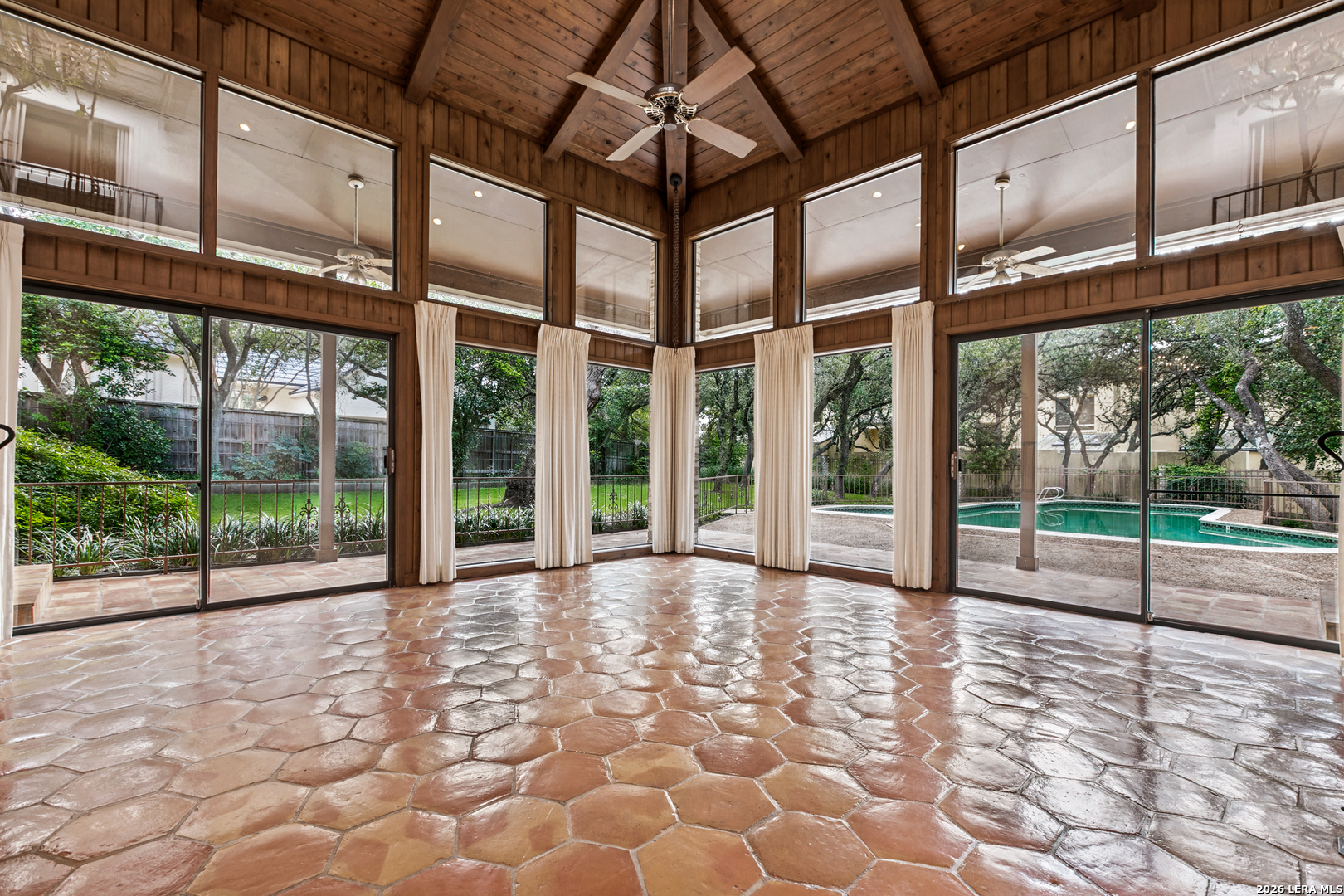 3947 Morgans Creek San Antonio TX 78230