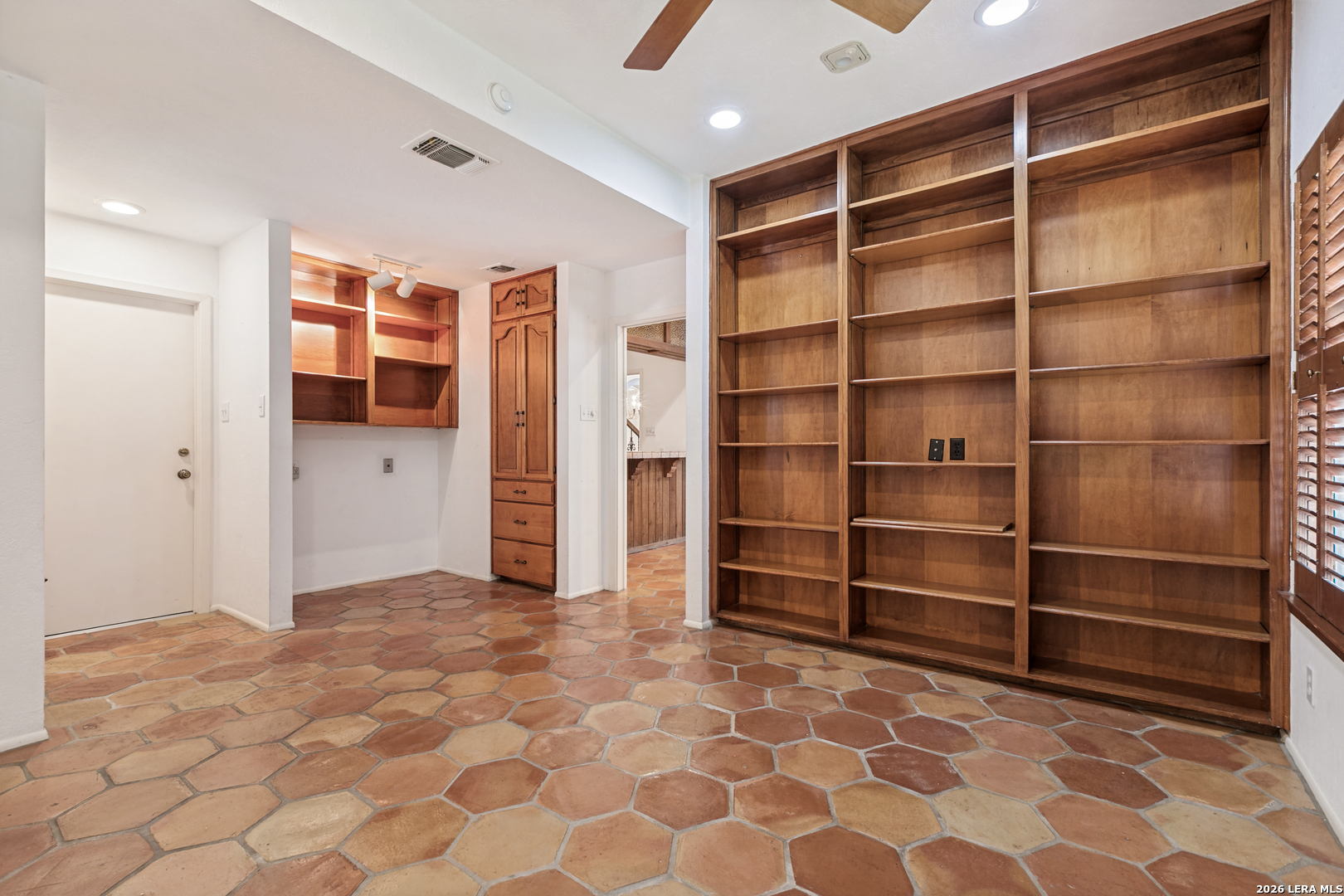 3947 Morgans Creek San Antonio TX 78230