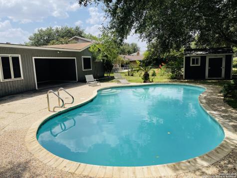 4319 Forest Green Street San Antonio TX 78222