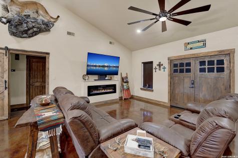 1150 Orchard Park Boulevard Medina TX 78055