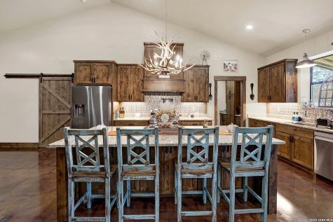1150 Orchard Park Boulevard Medina TX 78055