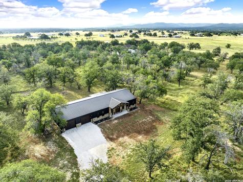 1150 Orchard Park Boulevard Medina TX 78055