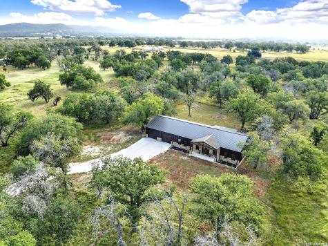 1150 Orchard Park Boulevard Medina TX 78055