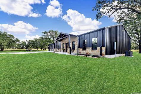 1150 Orchard Park Boulevard Medina TX 78055