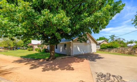 3936 S State Highway 16 Fredericksburg TX 78624