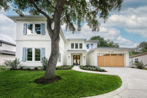 812 Canterbury Hill Street Terrell Hills TX 78209