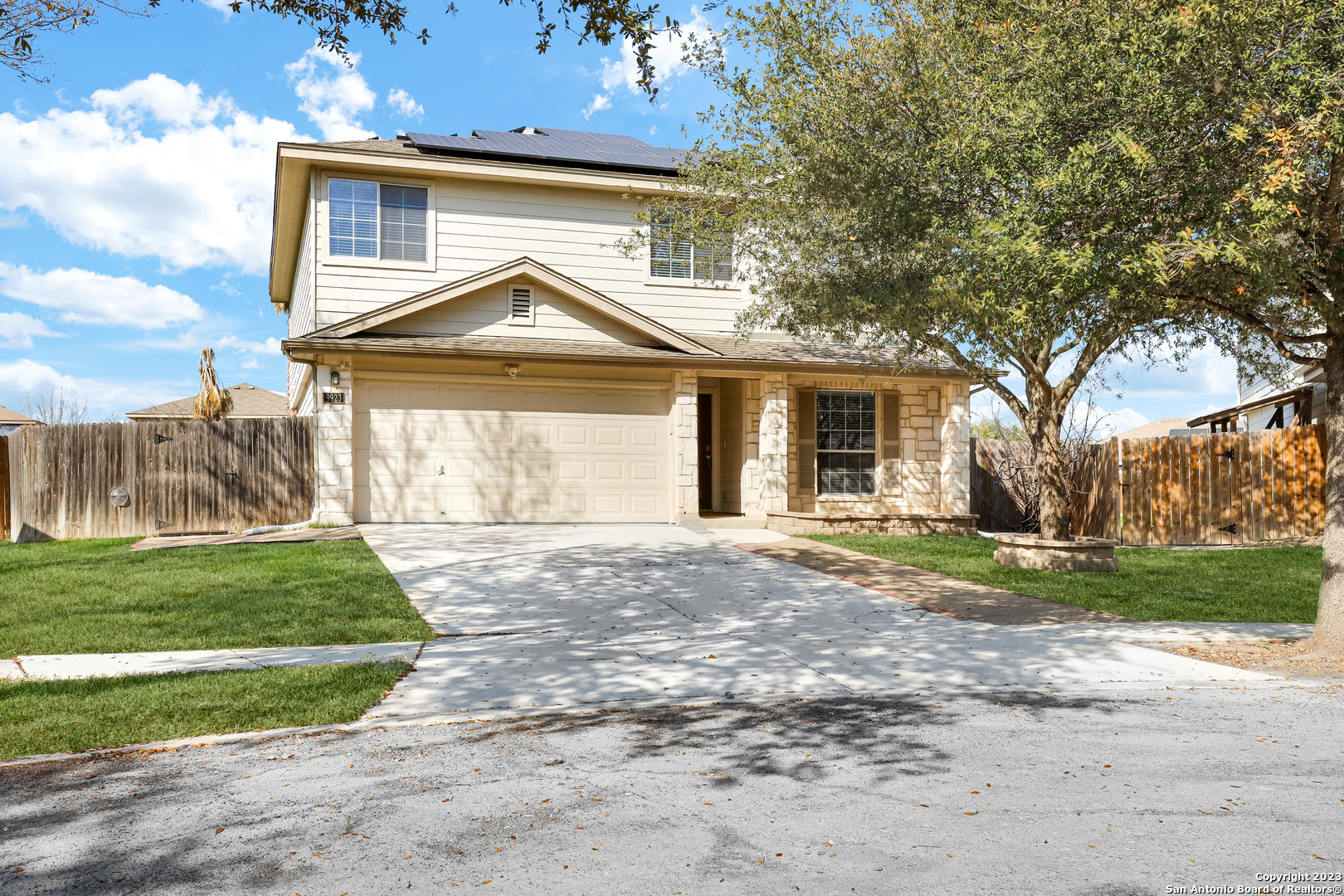 9923 Mustang Isle San Antonio TX 78254