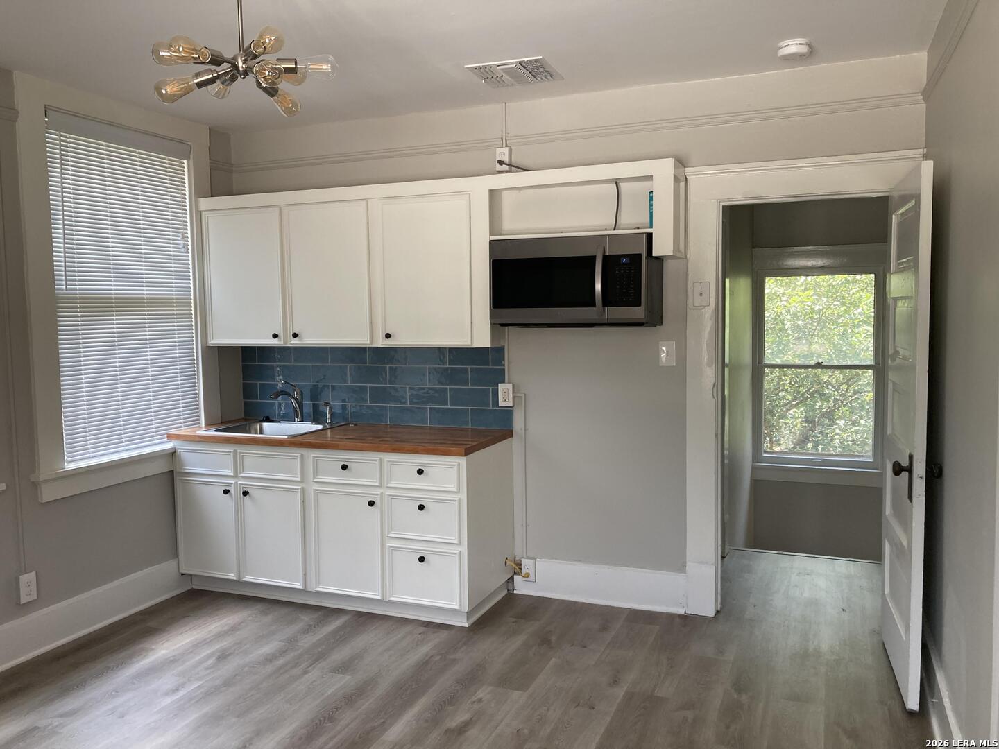 108 W Kings Highway San Antonio TX 78212