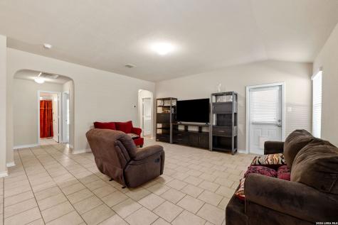 6026 Red Rose San Antonio TX 78244