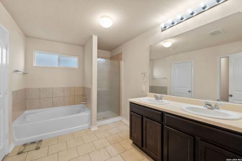 6026 Red Rose San Antonio TX 78244