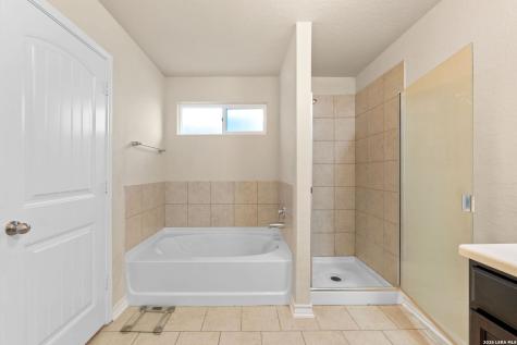 6026 Red Rose San Antonio TX 78244